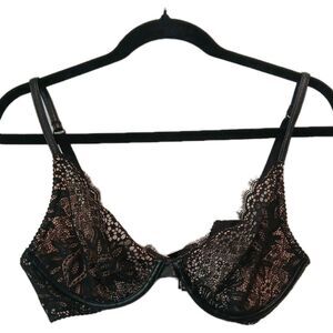 Victoria’s Secret Women’s Size 36C  Cup Very Sexy Unlined Bra Faux Leather Strap